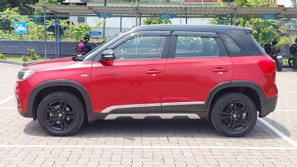 MARUTI VITARA BREZZA ZDI+ DUAL TONE - Image 6