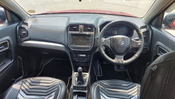 MARUTI VITARA BREZZA ZDI+ DUAL TONE - Image 9
