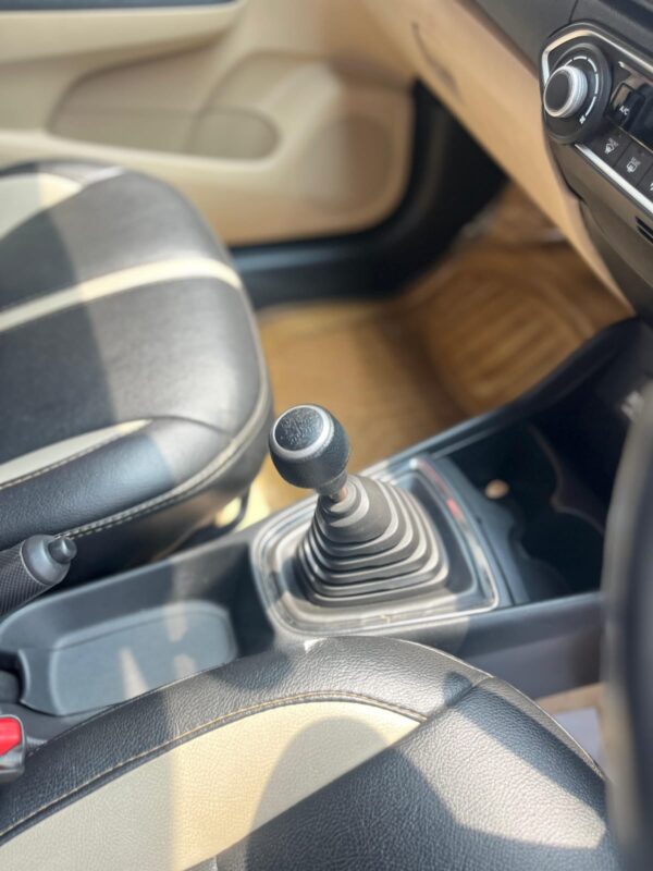 HONDA AMAZE 1.2 VX MT(I-VTEC) - Image 9