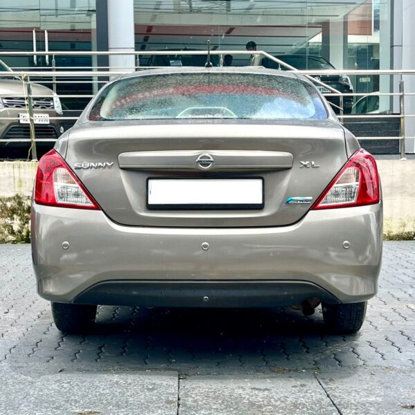 NISSAN SUNNY XL DIESEL - Image 5