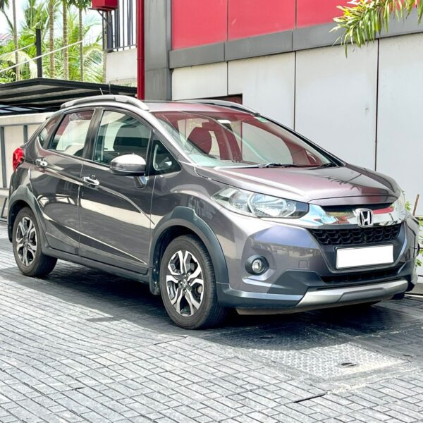 HONDA WR V 1.5 VX MT (I-DTEC) - Image 2