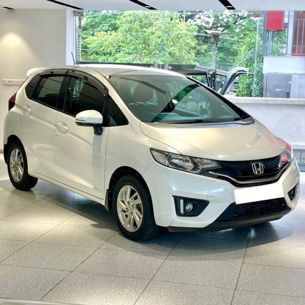 HONDA JAZZ 1.2 V MT (I-VTEC)