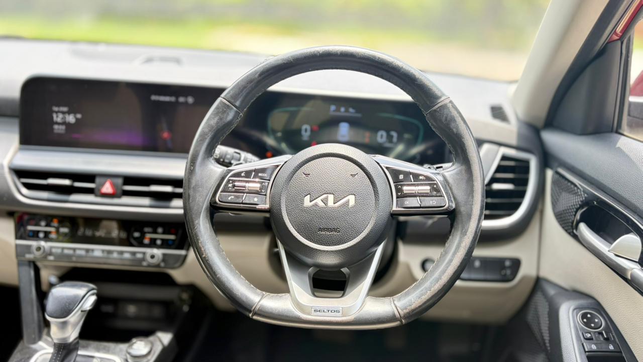 KIA SELTOS G1.5 IVT HTX - Image 10