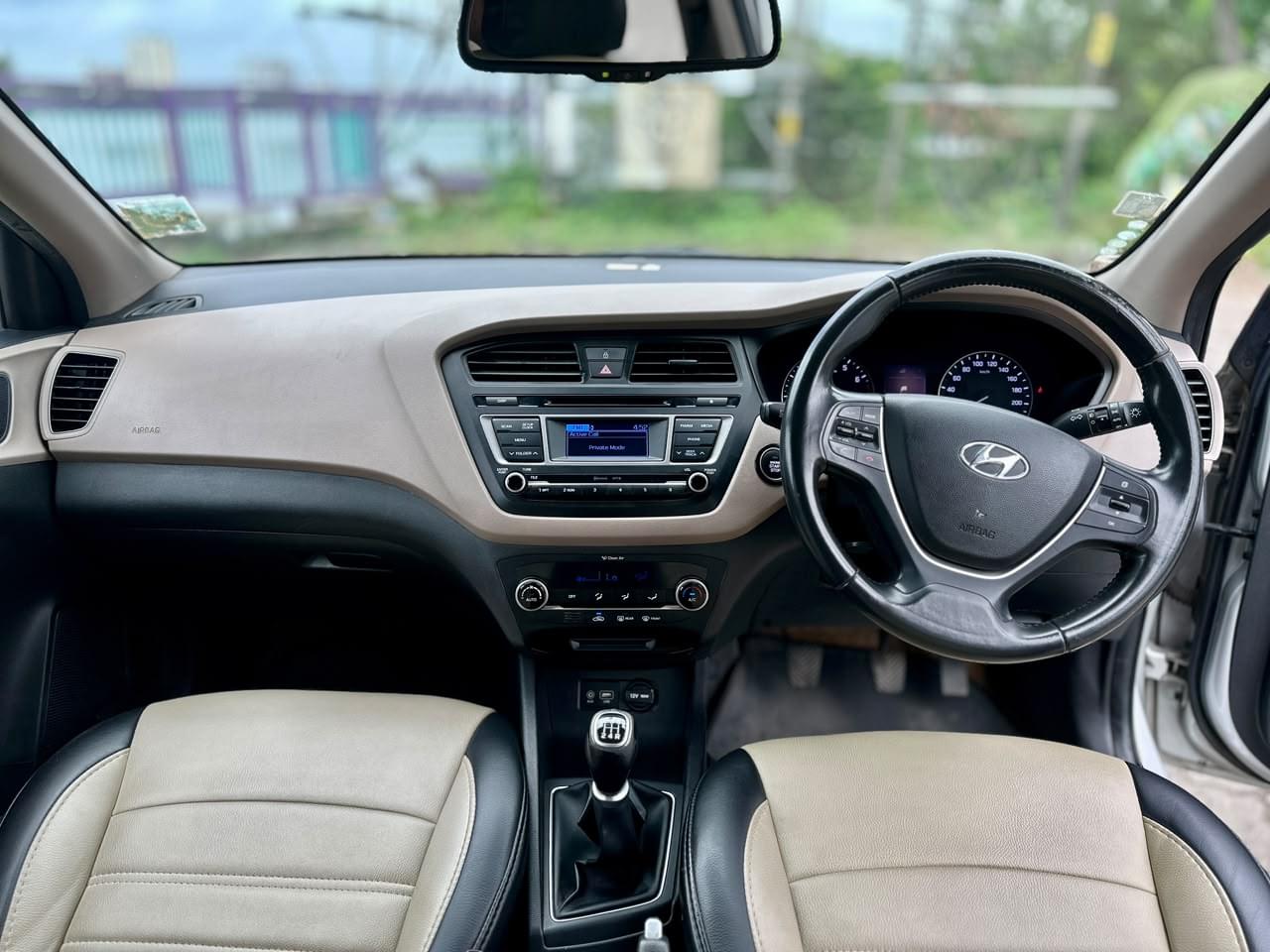 HYUNDAI I20 ASTA - Image 10