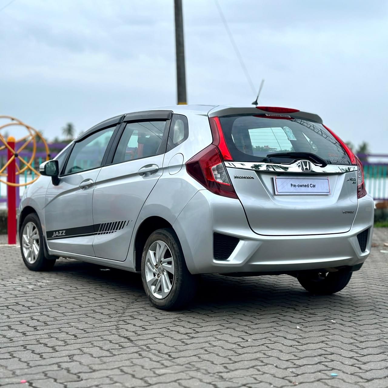 HONDA JAZZ V - Image 6